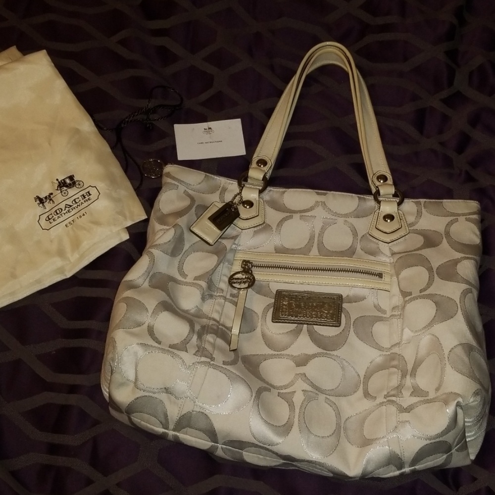 Coach Poppy White & Silver Purse